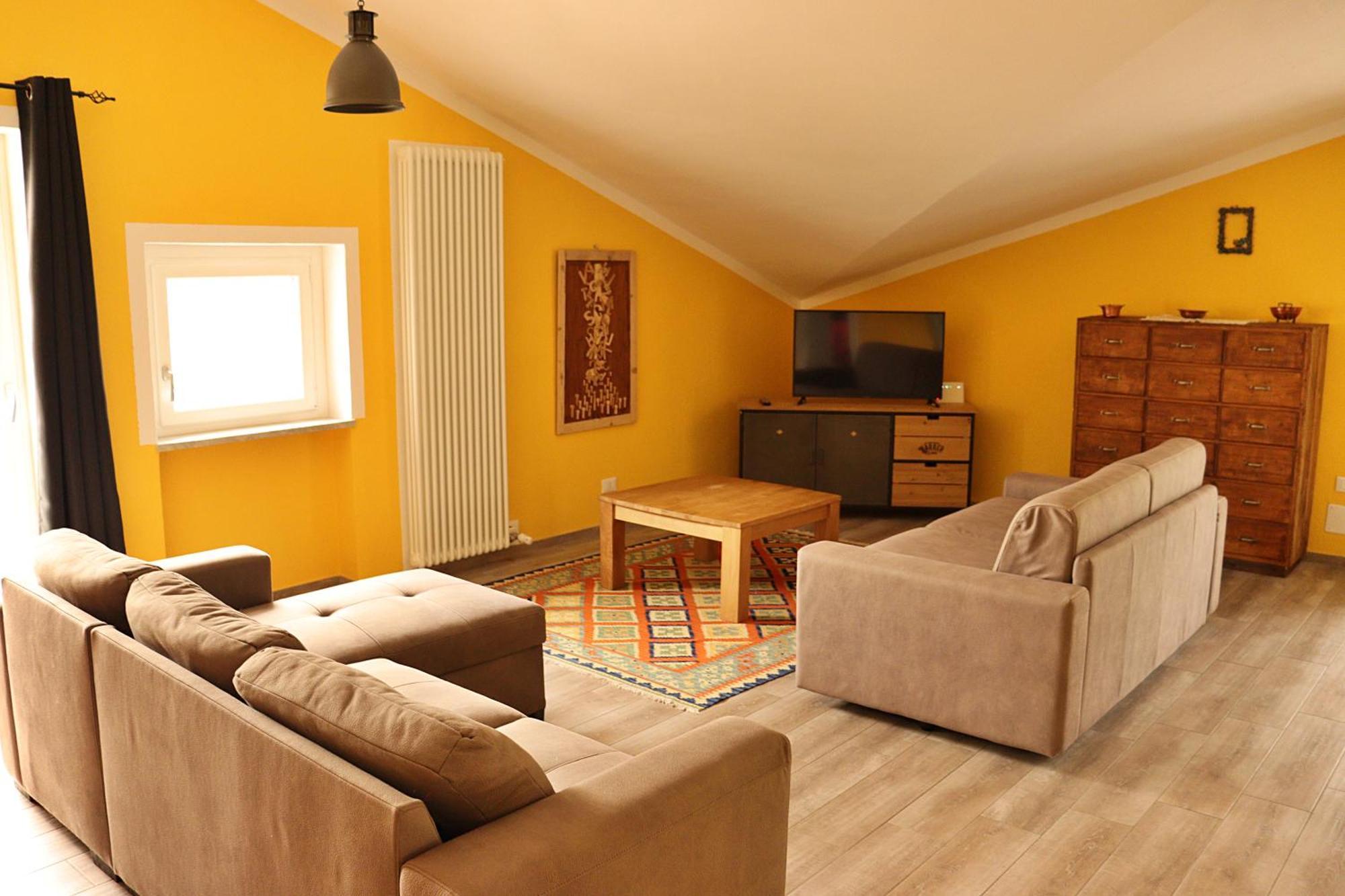 Lo Barbaboc Aparthotel Charvensod Bagian luar foto